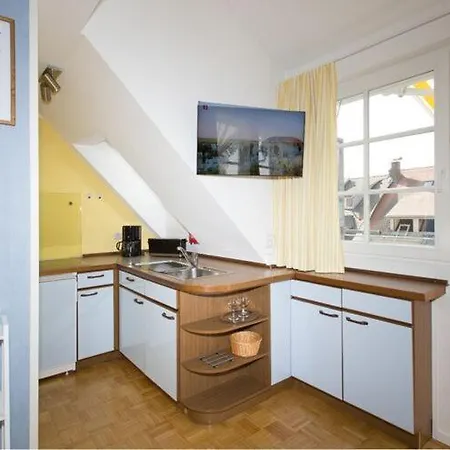 Haus Burgund, *